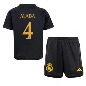 Lacne Dětský Futbalové dres Real Madrid David Alaba #4 2023-24 Krátky Rukáv - Tretina (+ trenírky)